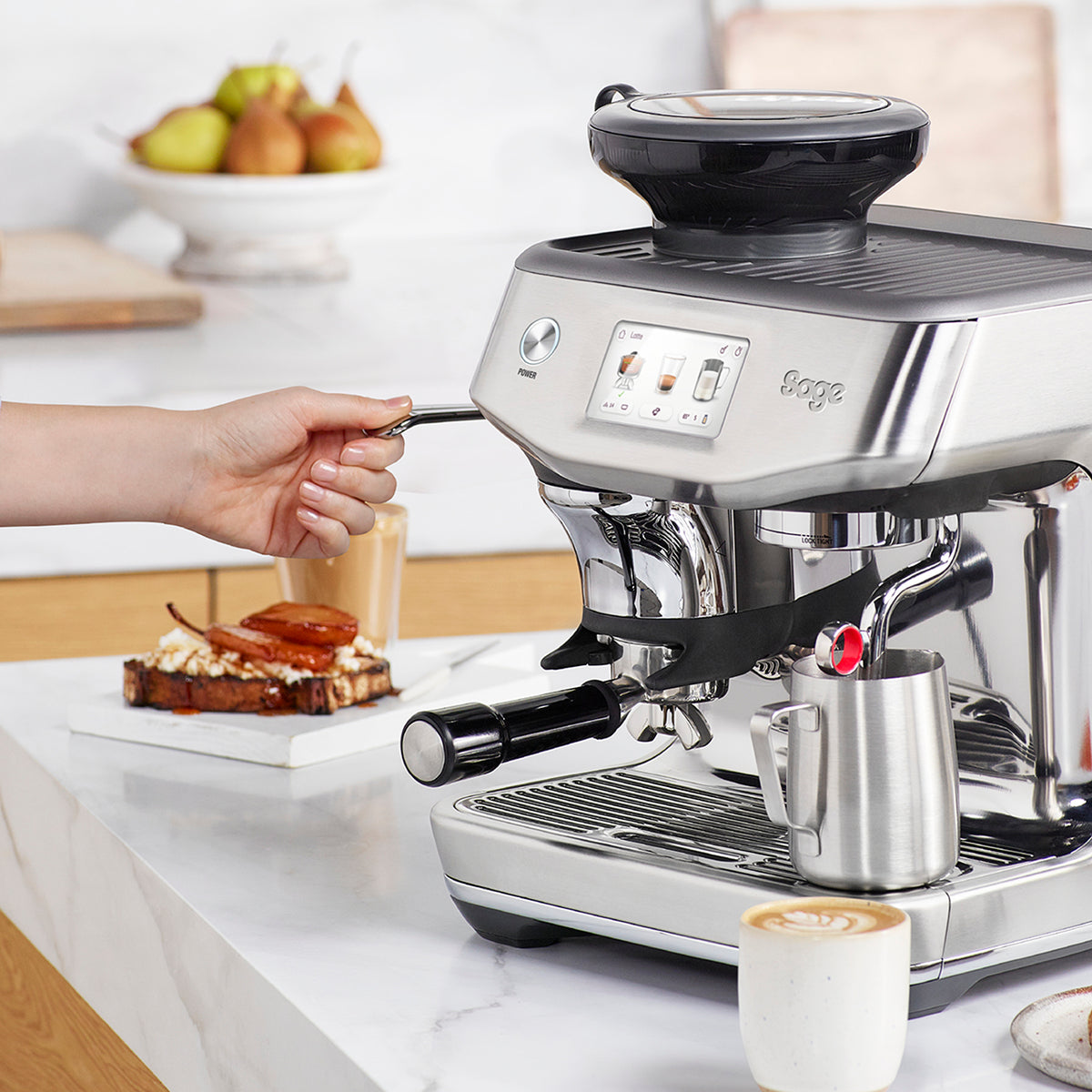 Barista Touch™ Impress – مع خاصية الاستخلاص البارد