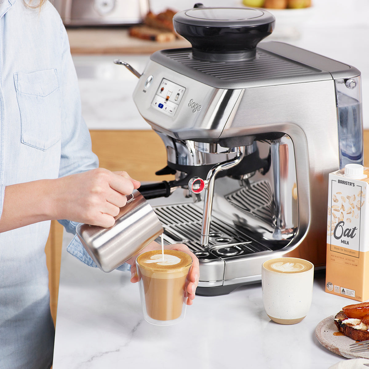 Barista Touch™ Impress – مع خاصية الاستخلاص البارد